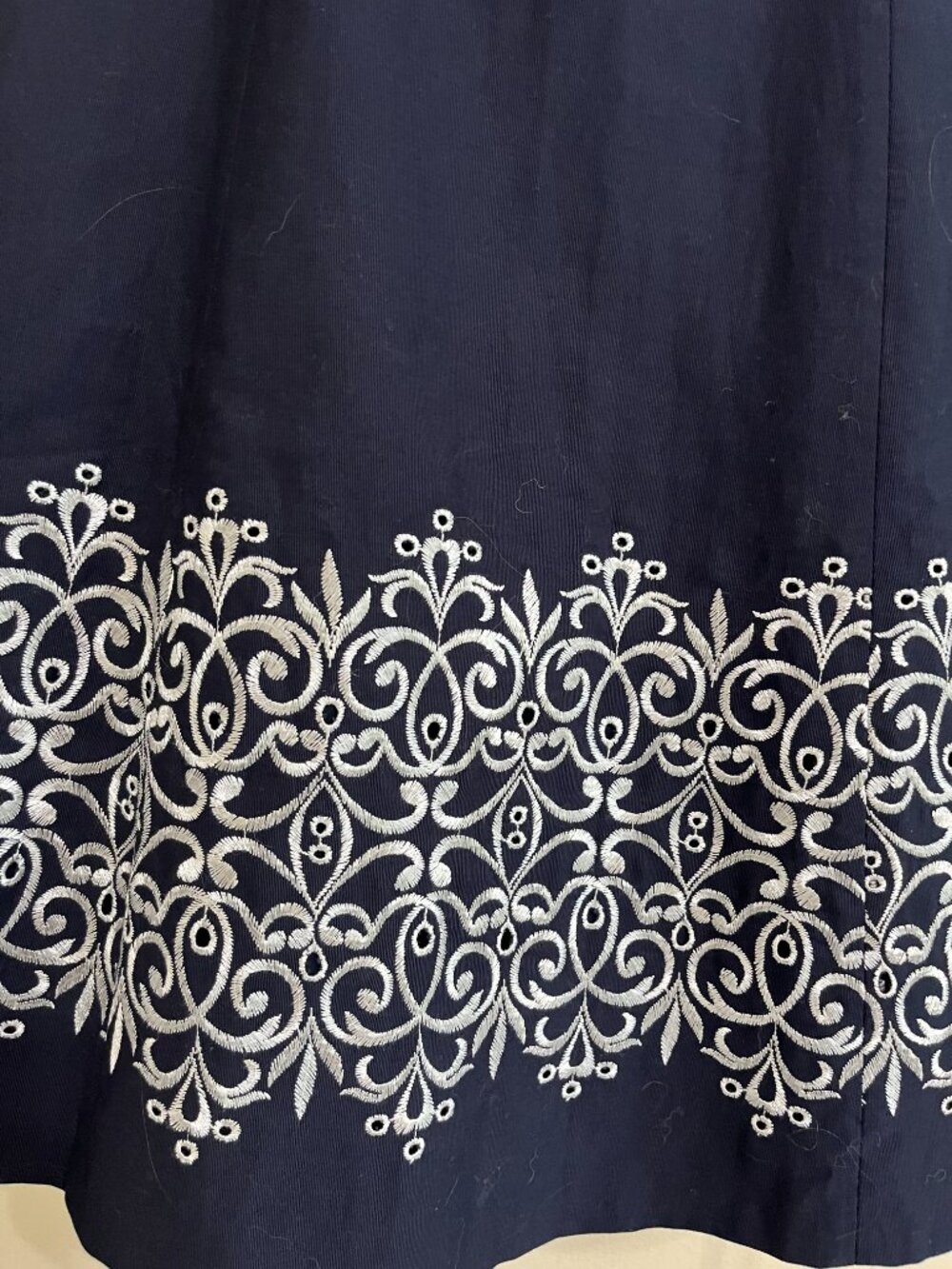 NWT LOFT Strapless Scroll Embroidered two way A-line Coquette Party Dress Size 4 - Picture 4 of 13